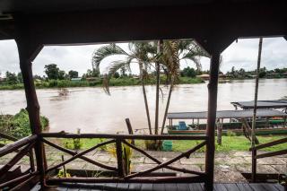 Nongsak Riverside Guesthouse - 4