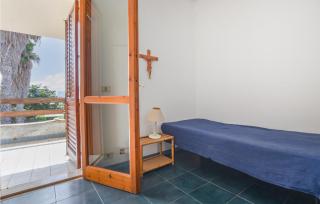 Cozy Home In Marina Di Ragusa With Wifi - 1