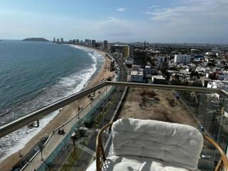 Luxury condo en Malecón, Alberca Infinity & Jacuzzi - 1