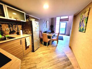 Cozy 2 levels apartment on the First line to the SEA - Batumi - 8