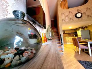 Cozy 2 levels apartment on the First line to the SEA - Batumi - 4