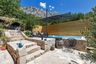 Olive Garden-Pool, Privacy & Beach Parking - 2