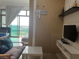 19-JY Sweet Homestay Studio High Floor at PALAZIO Mount Austin - Johor Bahru - 2