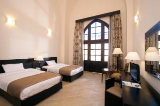 Rohanou Beach Resort - 9