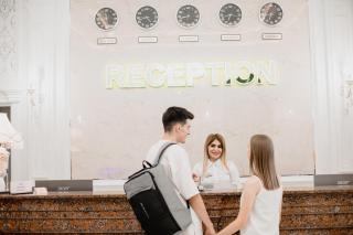 Konstantin Plaza - 6