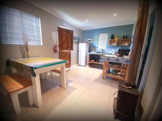Lylius Cottage and Campsites - 6