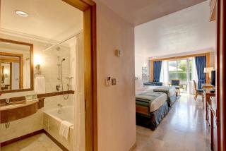 Crowne Plaza Resort Salalah by IHG - 1