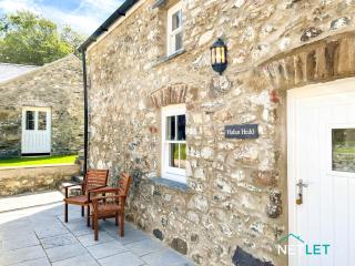 Hafan Hedd - Romantic Rural Retreat in Pembrokeshire - 7