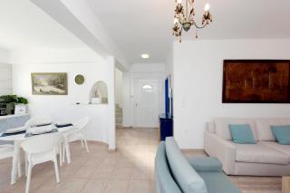 VILLA IRILENA - 4BDR BEACH HOUSE - Gennadi - 4