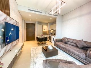 STAY BY LATINEM Luxury 1BR Holiday Home CV A207 near burj khalifa - Dubai - 4
