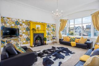 Empress Hall Blackpool by Charles Alexander Short Stay - Sleeps 20 - 2