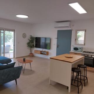 תחת עץ האלון יחידת אירוח בלב הגליל המערבי - ‘Ein Ya‘aqov - 6