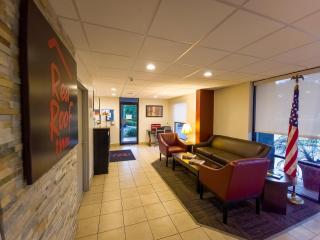 Red Roof Inn Tallahassee East - Tallahassee - 2