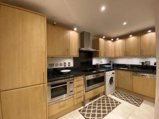 Fabulous 2 bed apartment in Vauxhall - 4