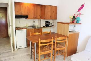 HYERES STUDIO 35m² Balcon - Hyères - 4