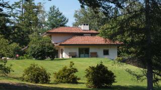 Lake Maggiore SerajRetreats – Estate Pool Golf - 9