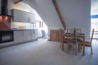 The Nest - 1 Bedroom Apartment - Tenby - Tenby - 5