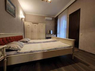 Archie's Apartment in Old Town - Batumi - 4