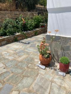 AGKYRA Rooms (Faith) - 3