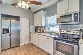 Bright Pinellas Park Getaway with Private Pool! - St Petersburg - 2