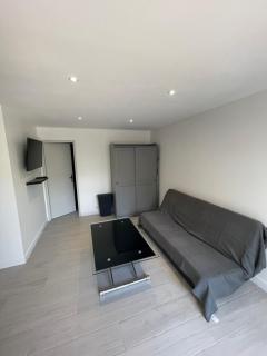 Studio en bas de villa avec piscine proche bord de mer - Cagnes-sur-Mer - 5