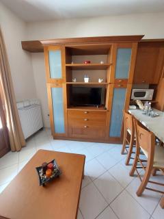 ΑΝΙΤΑ'S HOUSE - 1