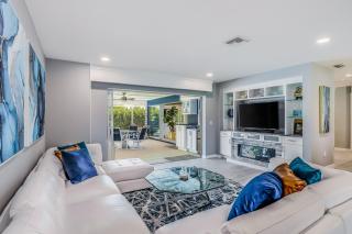 Smiles and Sunshine - Cape Coral - 7