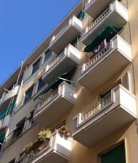 Centrally located apt by harbour with elevator - Sanremo - 9