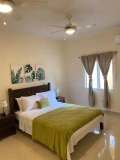 Lovely 2 Bedroom Apartment in Quiet Neighborhood! - Philipsburg - 6