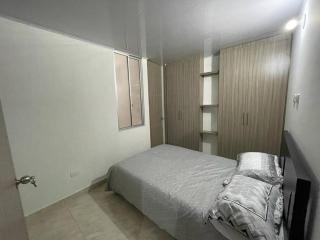 Hermoso apartamento completo 2 habitaciones - ubicación excelente para transporte al parque del café y PANACA - Armenia - 7