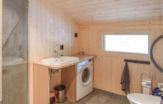 Lovely Home In Mesnali With Kitchen - Mesnali - 1
