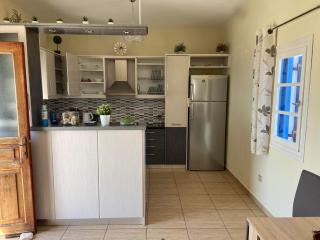 Theodorou House - Artemon - 8