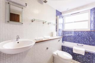 Parnell Boulevard Apartments - 1