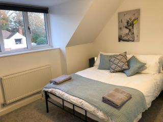 Surrey - Private House with Garden & Parking 13 - Wentworth - 0