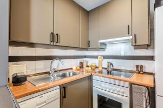 TETELA- 1 Bedroom Apartment with shared pool in Centro - Madrid - 3