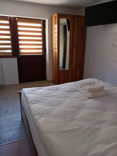 Casa Tâmplarului - - 2
