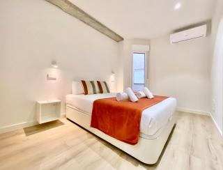 Latina Village - Apartamento de 2 dormitorios con Balcón - 2