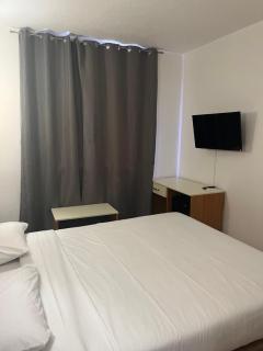 Hotel Aurelia - Les Arcs sur Argens - 9