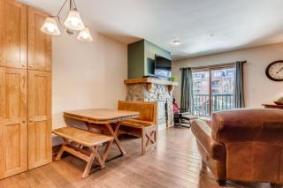 Luxury 1 Bedroom Mountain Condo In River Run Village With Expansive Mountain Views And Walking Distance To Ski Slopes - 3