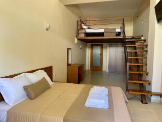 Helios Hotel - Stavros - 4