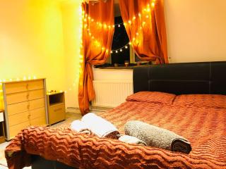 Lovely One-Bedroom Condo With Indoor Fireplace - Sunderland - 8