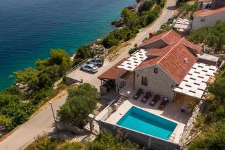 Seafront Villa Endless View - Blato - 7