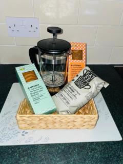 Selston House, 3 bedroom cosy cottage Home for up to 6 Guests, Cul-de-sac on Private road - 4