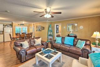 Cozy Steinhatchee House with Fire Pit and Grill! - Steinhatchee - 6