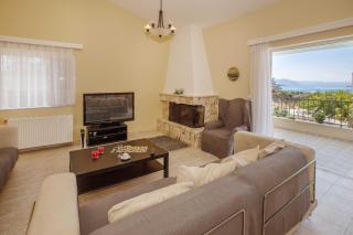 Villa with Private S Pool-Theologos by GHH - 4