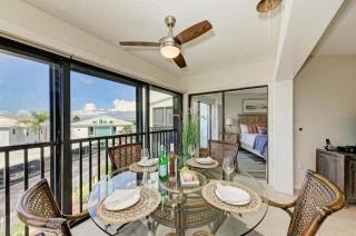 Edit Liddies Place Sun Plaza West 209 - 6