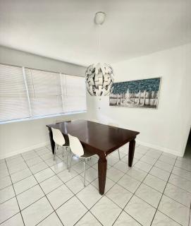 Modern Apartments Close to Downtown and the Airport - Fort Lauderdale - 4