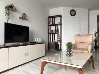 Sunrise Beach - Lake View Deluxe Apartment - 3