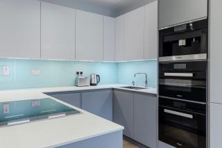 Aldgate East By Excel Apartments - 1