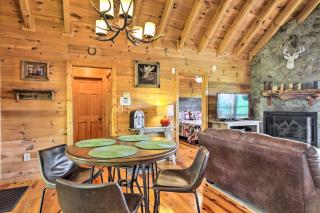 Secluded Blue Ridge Cabin Walk to Trails! - Blue Ridge - 4